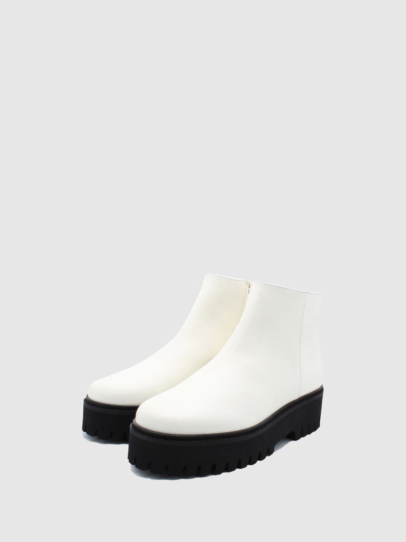 JJ Heitor White Chelsea Ankle Boots