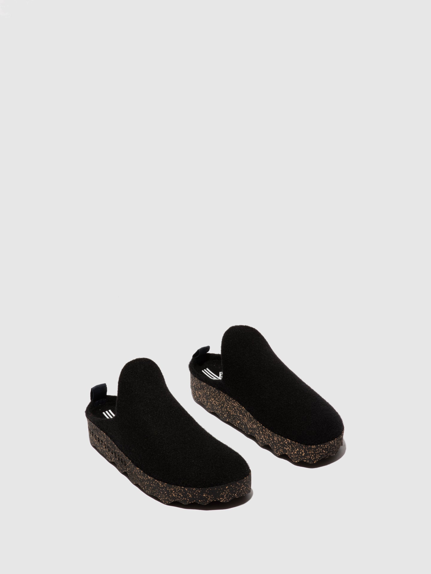 ASPORTUGUESAS Black Slip-on Mules